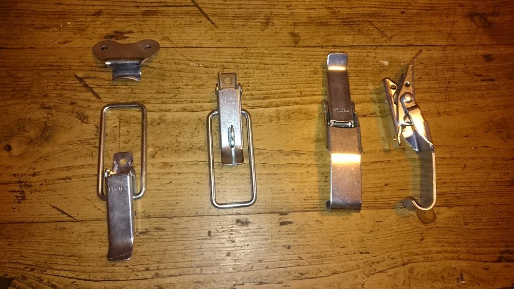 DSC_0012.JPG (208.64 KiB) Viewed 17503 times protex carawagon roof catches